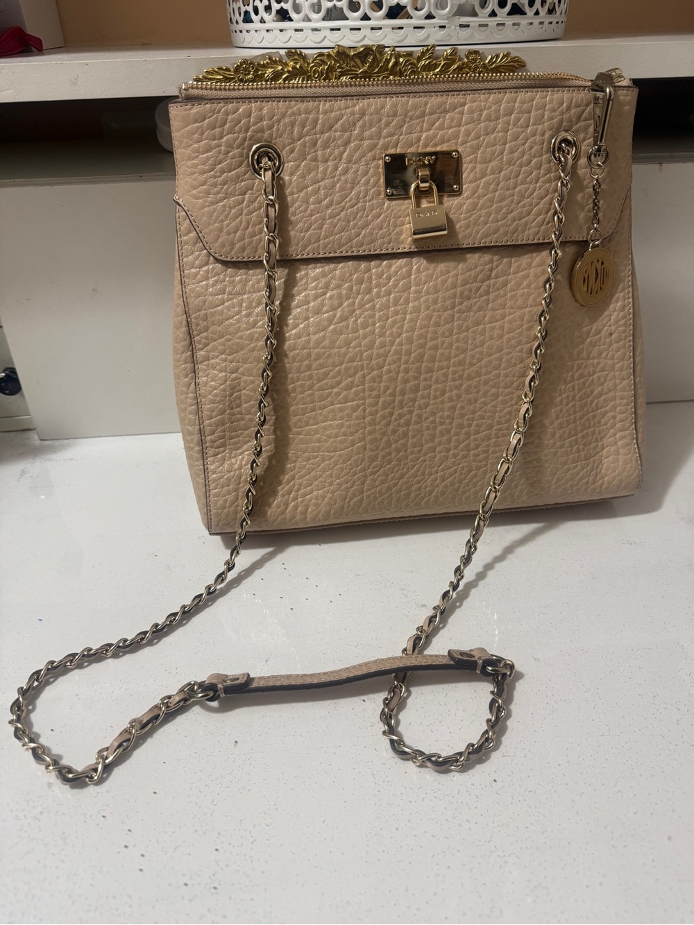 DKNY, beige/ nude pebbled leather with chain strap Handle retail price $250 - Picture 15 of 16
